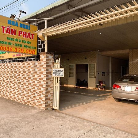 Hotel Nhà Nghỉ TáN PháT Ap Thanh Son Exteriér fotografie