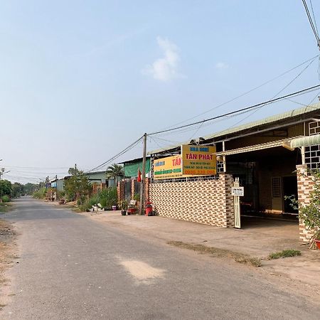 Hotel Nhà Nghỉ TáN PháT Ap Thanh Son Exteriér fotografie