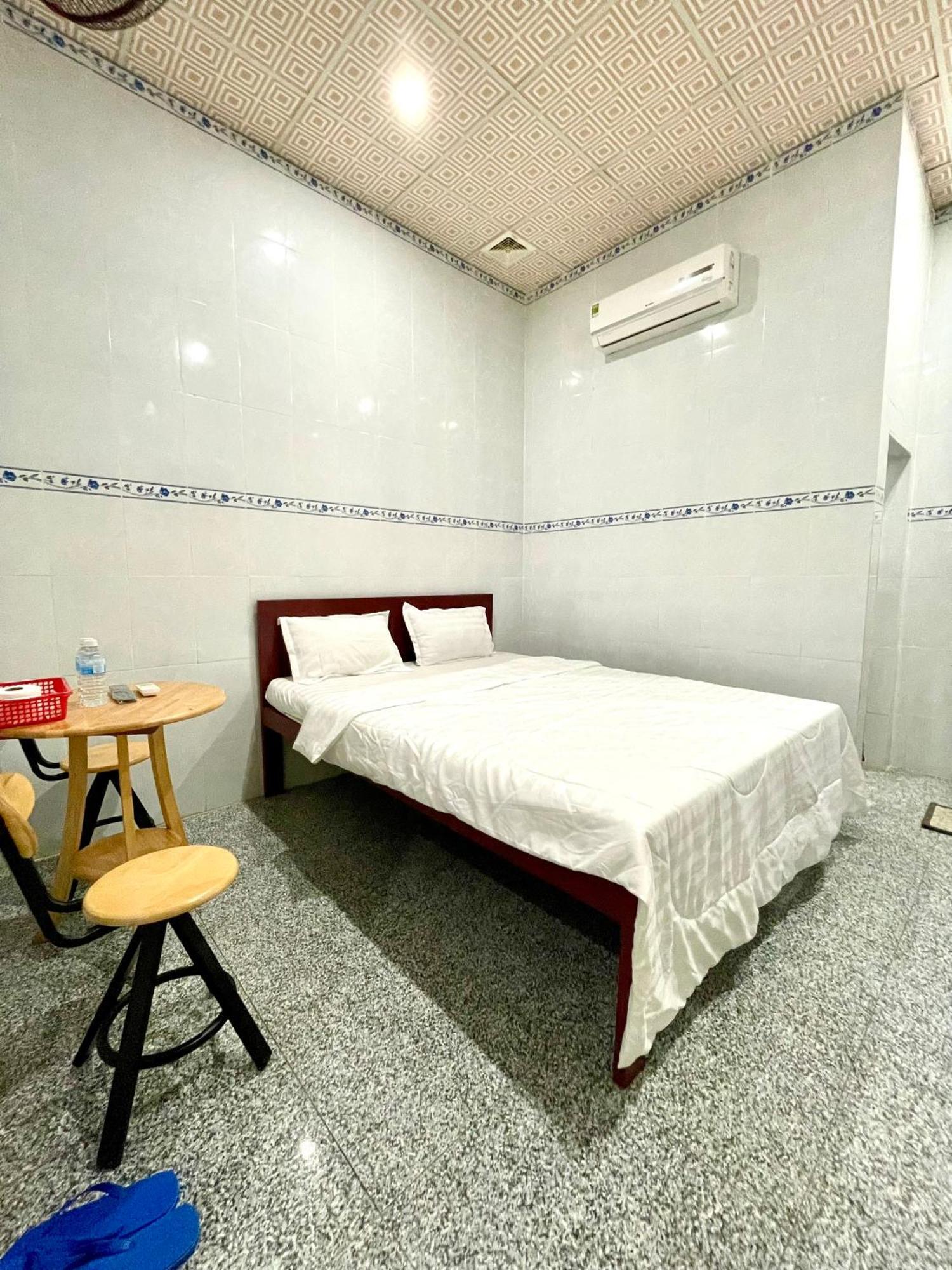 Hotel Nhà Nghỉ TáN PháT Ap Thanh Son Exteriér fotografie